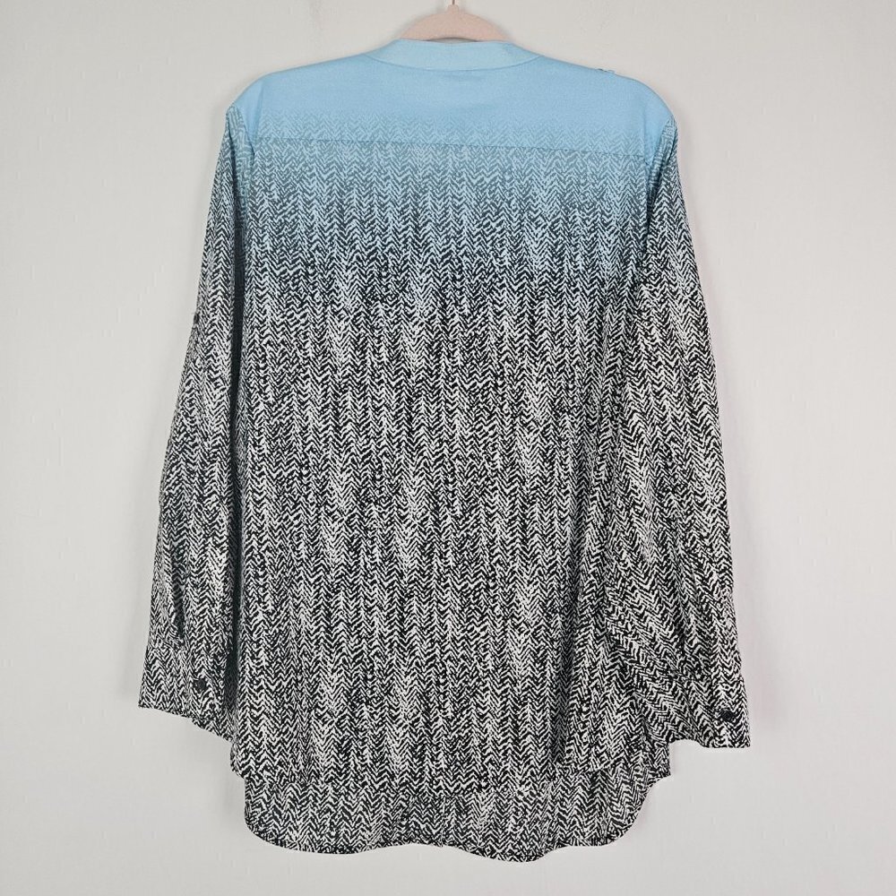 Calvin Klein Abstract Ombre Print Military Style Split V Neck Button Front Top - Picture 4 of 5